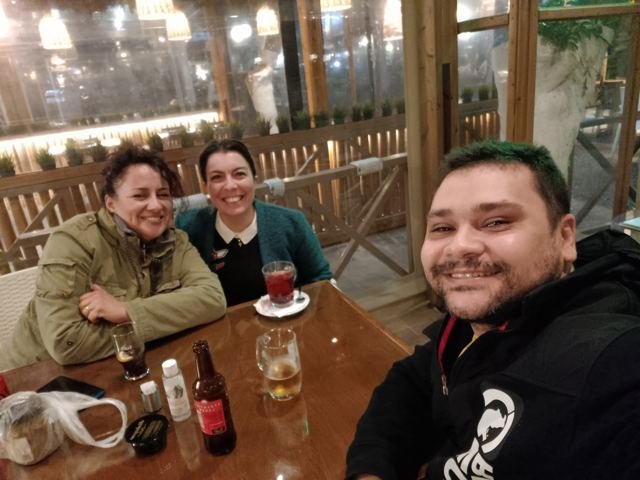 Primeira noite na ilha, em boa companhia