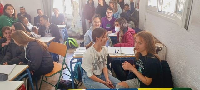 Alunos atentos em uma das aulas