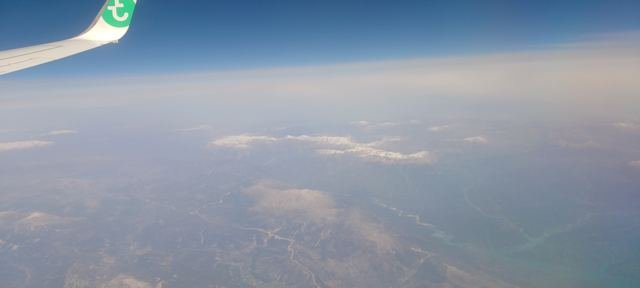 Acima das nuvens, a caminho de casa