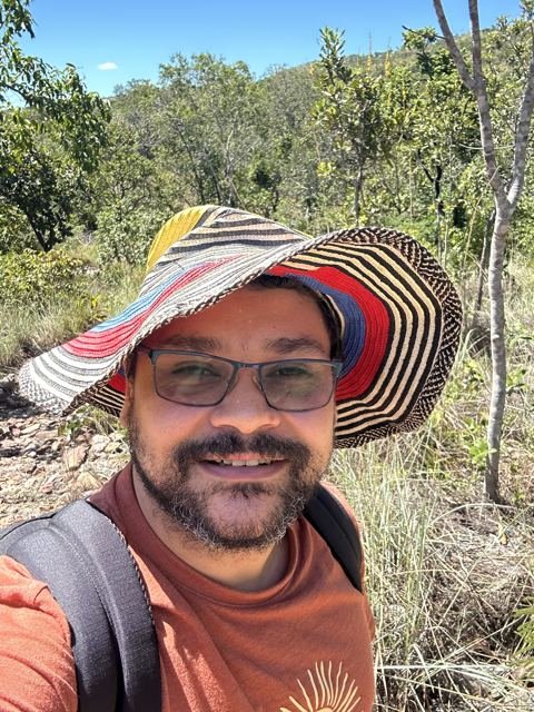 Chapéu de palha e trilha pela frente: primeiro dia, a caminho da Cachoeira do Xupé