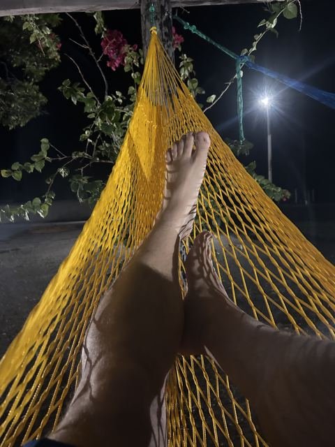 Fim do primeiro dia: rede e céu estrelado