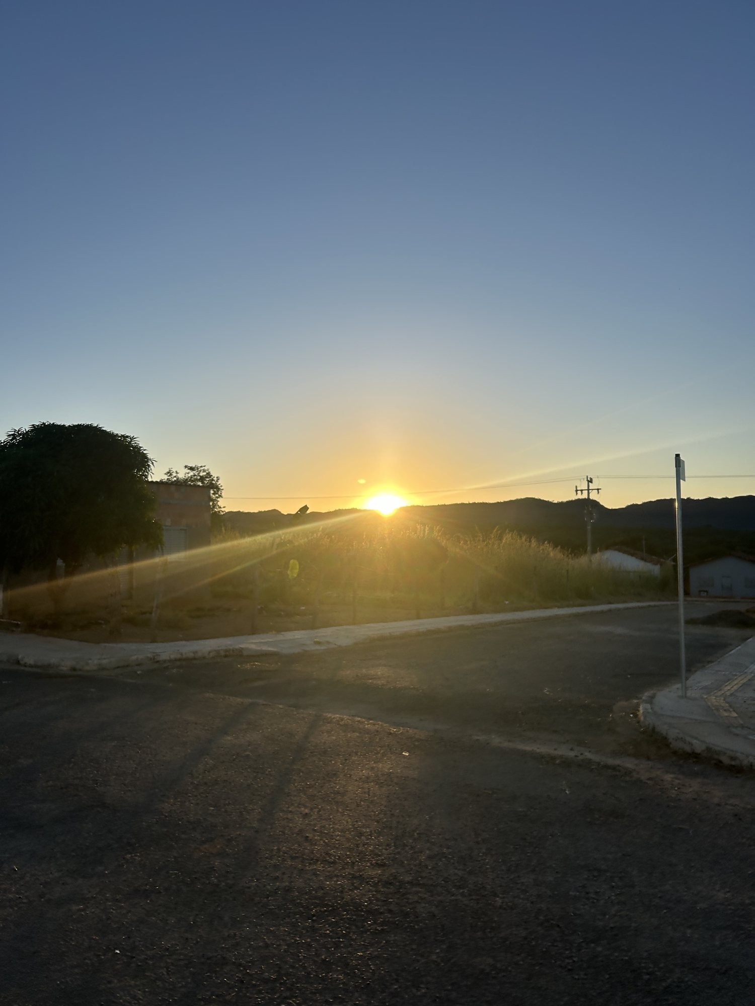 Nascer do sol nas Serras Gerais