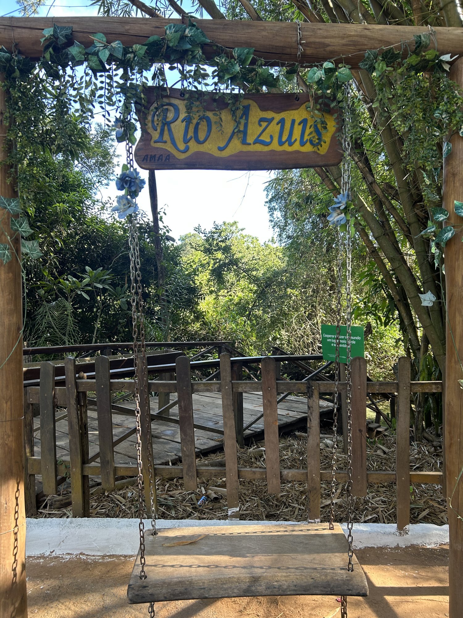 Chegando ao Rio Azuis